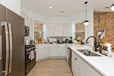 2705 N Kimball Ave unit 2, Chicago, IL 60647 - photo 3