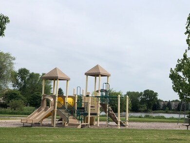 1886 Carnation Ct unit B, Aurora, IL 60506 - photo 2