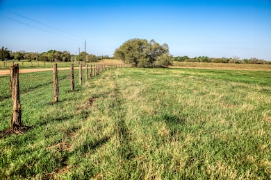 Tracts 10&11 Fieldcrest Ln, Burton, TX 77835 - photo 2