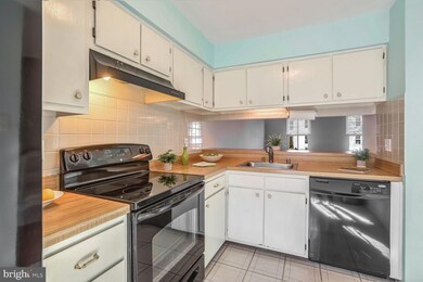 6884 Ducketts Ln, Elkridge, MD 21075 - photo 5