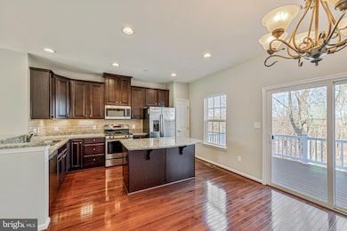 1801 Honeysuckle Ct, Downingtown, PA 19335 - photo 6