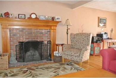 18 Mount Henry Rd, Shirley, MA 01464 - photo 4