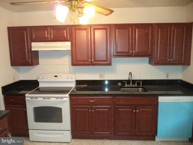 15019 Laurel Oaks Ln, Laurel, MD 20707 - photo 3