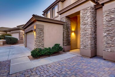 7957 East Sugarloaf Circle-large-003-004