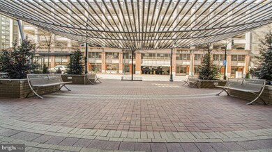 The Crescent unit 909, Silver Spring, MD 20910 - photo 2