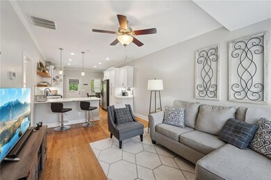 734 Frasier Cir SE, Marietta, GA 30060 - photo 2