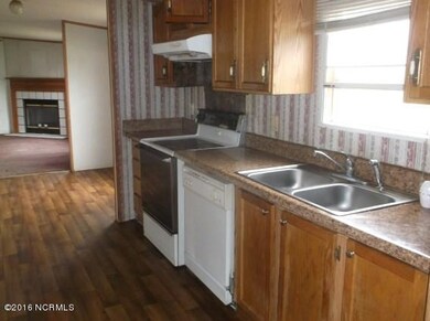 23 KITCHEN AFTER