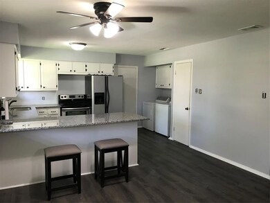 1904 Arkansas St, Gainesville, TX 76240 - photo 5