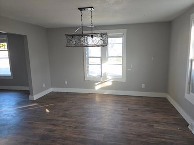 800 Powers St, Stewart, MN 55385 - photo 4