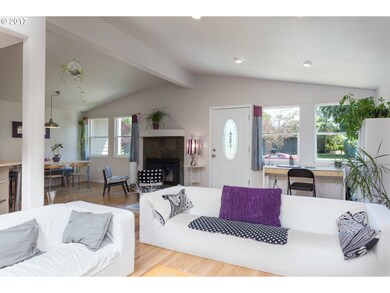 Living Room/Dining Room
