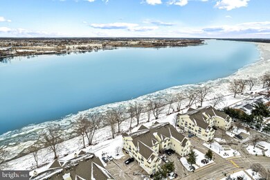 5407 Riverfront Dr unit 5407, Palmyra, NJ 08065 - photo 3