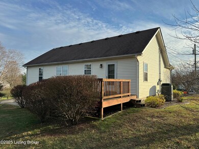 11 Bear Oak Ct, Cecilia, KY 42724 - photo 5