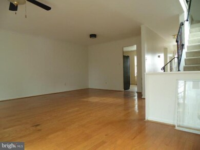 4192 Pleasant Meadow Ct unit 102A, Chantilly, VA 20151 - photo 6