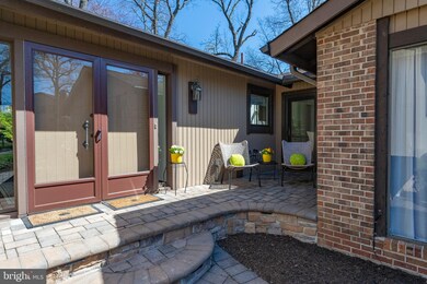 10604 Fiesta Rd, Fairfax, VA 22032 - photo 6