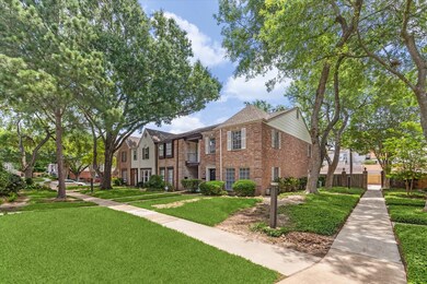 1107 Country Place Dr, Houston, TX 77079 - photo 3