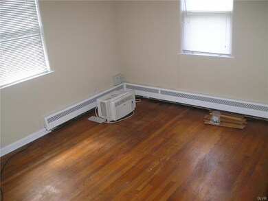 1719 Tremont St unit upper, Allentown, PA 18104 - photo 2