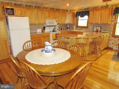 831 Apple Way, Saint Thomas, PA 17252 - photo 4