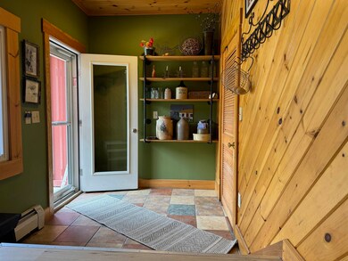 928 Rocky Ridge Rd, Saint Johnsbury, VT 05819 - photo 4