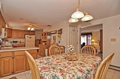 15 Albion St unit A, Everett, MA 02149 - photo 4
