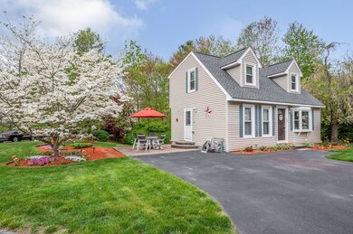 14 Jasmine Ct, Dracut, MA 01826 - photo 2