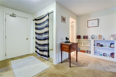 913 Westage at the Harbor, Rochester, NY 14617 - photo 4