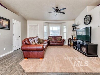 524 Seasons Ct, Nampa, ID 83686 - photo 3