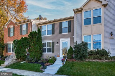 2702 Mapleview Ct, Odenton, MD 21113 - photo 2