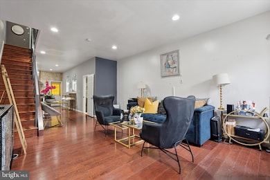 1519 S 20th St, Philadelphia, PA 19146 - photo 2