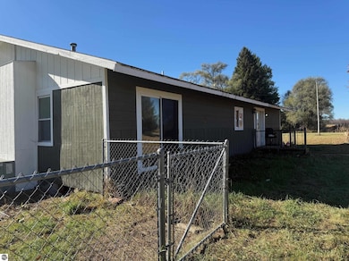 11700 N 11 Rd, Buckley, MI 49620 - photo 3