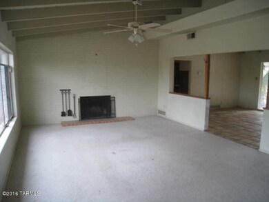 Main living room with Fireplace