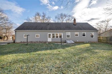 5249 E Lake Rd, Sheffield Lake, OH 44054 - photo 7