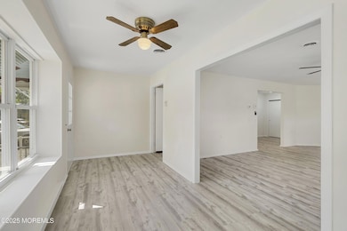 05-Sunroom 1B