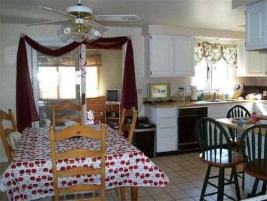 27 Hourihan St, Peabody, MA 01960 - photo 5