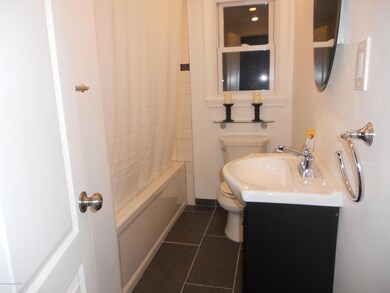 7 Farrell Dr, Middletown, NJ 07748 - photo 5