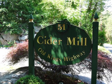 51 Old Kings Hwy unit 19, Old Greenwich, CT 06870 - photo 2