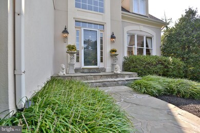 8121 Amsterdam Ct, Gainesville, VA 20155 - photo 5