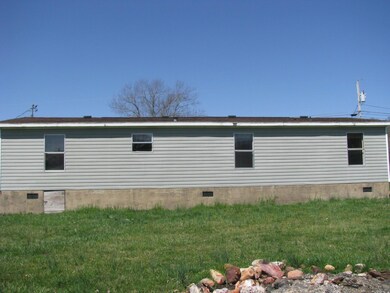 104 N 5th St, Watauga, TN 37694 - photo 5