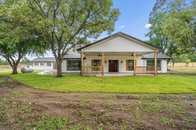 1037 Western Hills Rd, Rockdale, TX 76567 - photo 3