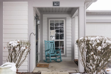 3651 Colonial Dr unit 3651, Hilliard, OH 43026 - photo 3