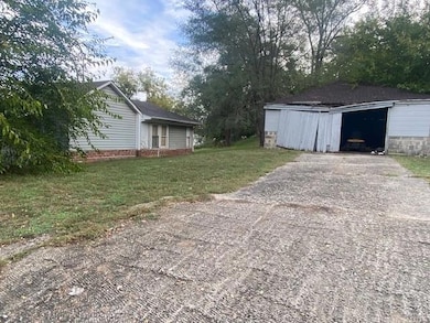 716 George St, Atchison, KS 66002 - photo 4