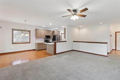 4729 E Merced St, Des Moines, IA 50317 - photo 4