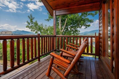 270 Moose Ridge Way, Pigeon Forge, TN 37863 - photo 2