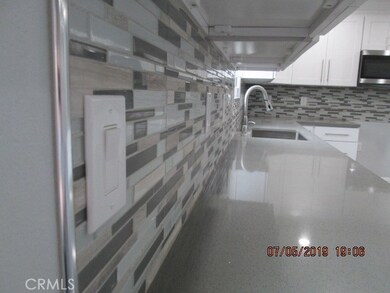 1706 W 153rd St, Compton, CA 90220 - photo 5