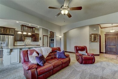 2820 SE 8th St, Moore, OK 73160 - photo 6