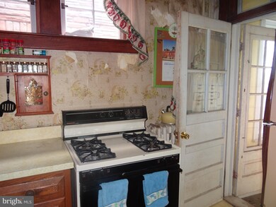 4219 Nicholas Ave, Baltimore, MD 21206 - photo 7