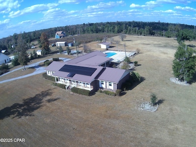 4883 Davis Dr, Marianna, FL 32446 - photo 4