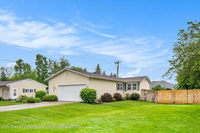 4626 Blackberry Ln, Lansing, MI 48917 - photo 3