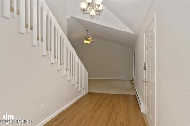 36-hallway_kc_00292