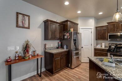 Kitchen Left