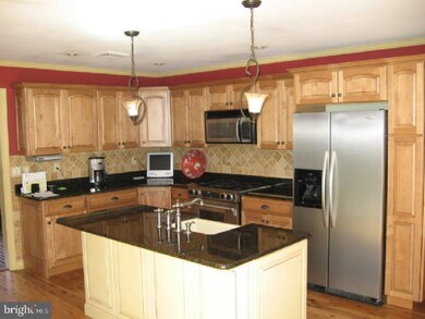 3834 Elizabeth Dr, Garnet Valley, PA 19060 - photo 5